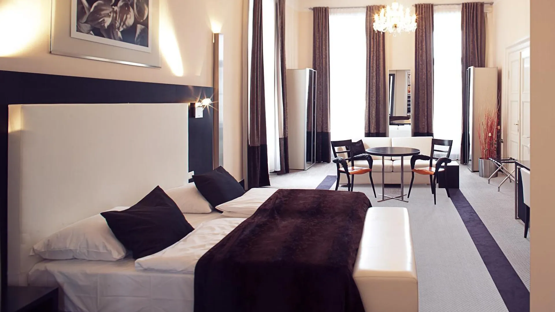 Old Town Square Residence By Emblem Prag Çek Cumhuriyeti